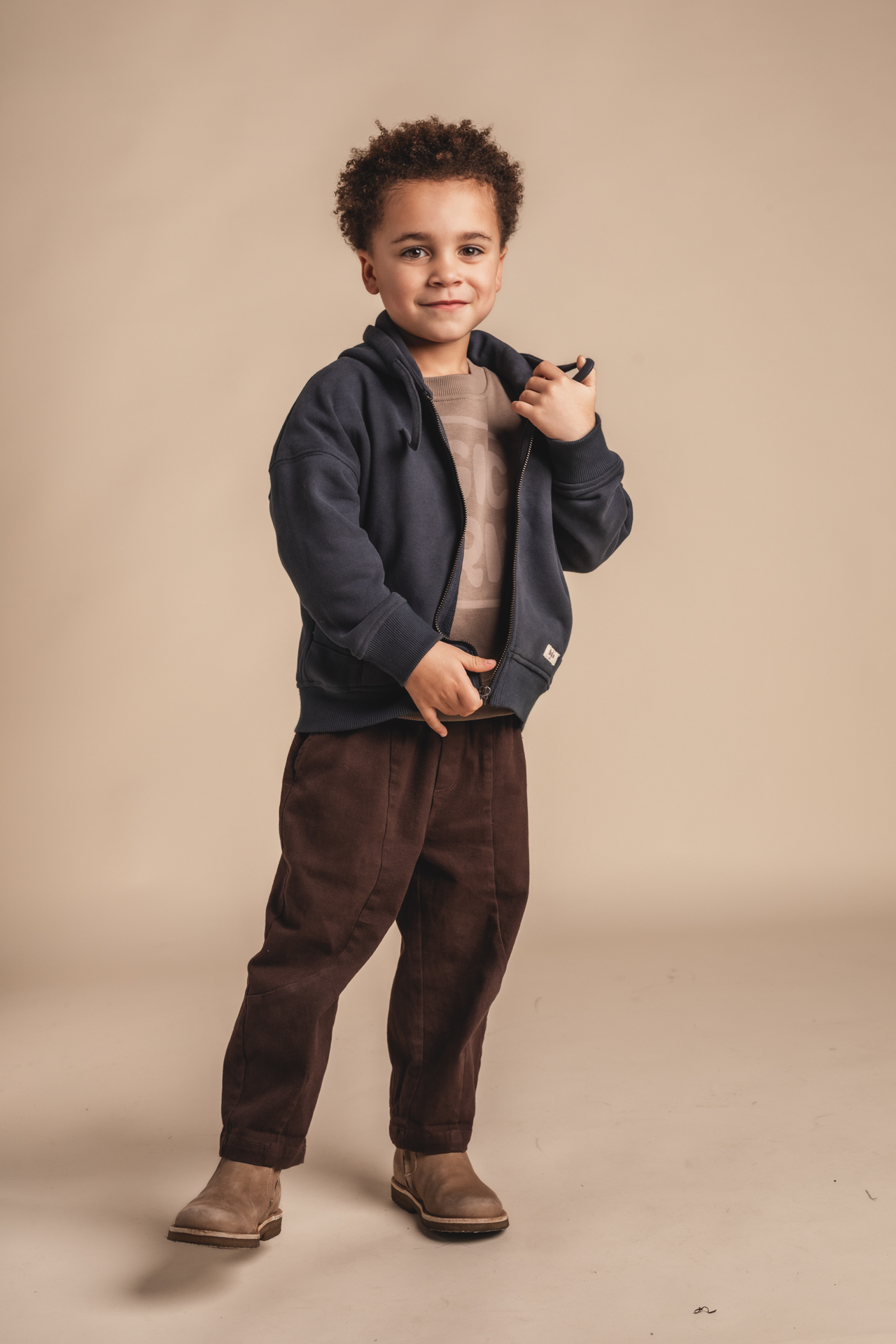 Valdez vest Baje Studio