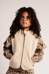 Baje Mathod teddy gilet sand desert