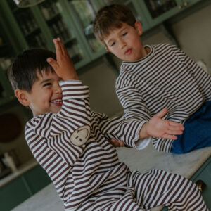 Fliink kinderen sweater gestreept bruin beige