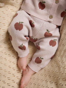 Lil' Atelier baby meisjes gebreide broek lila organisch katoen