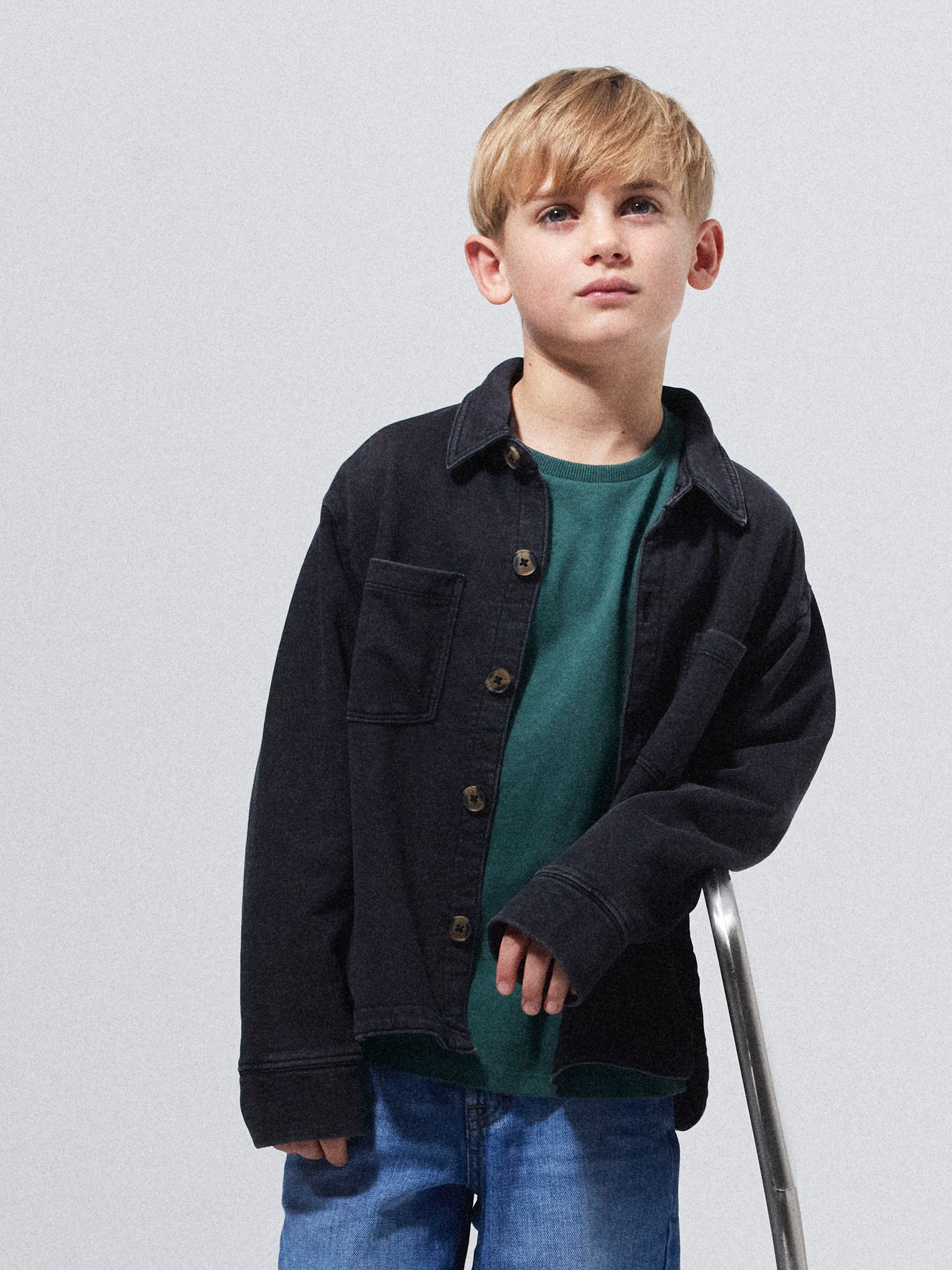 F_13250432_M_4888362_Creative