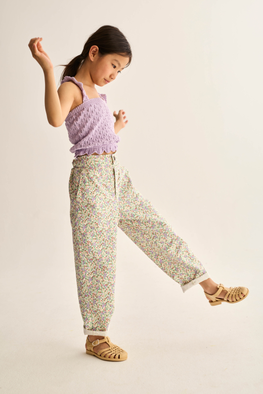 Floral Twill Cotton Pants Multi van Cozmo met kleurrijke bloemenprint