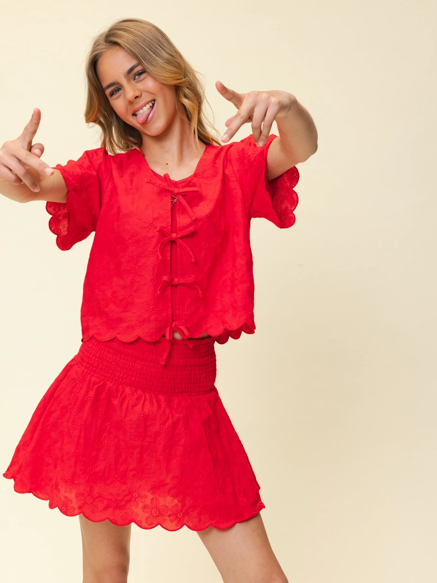 Looxs Teens rode meisjes blouse broderie