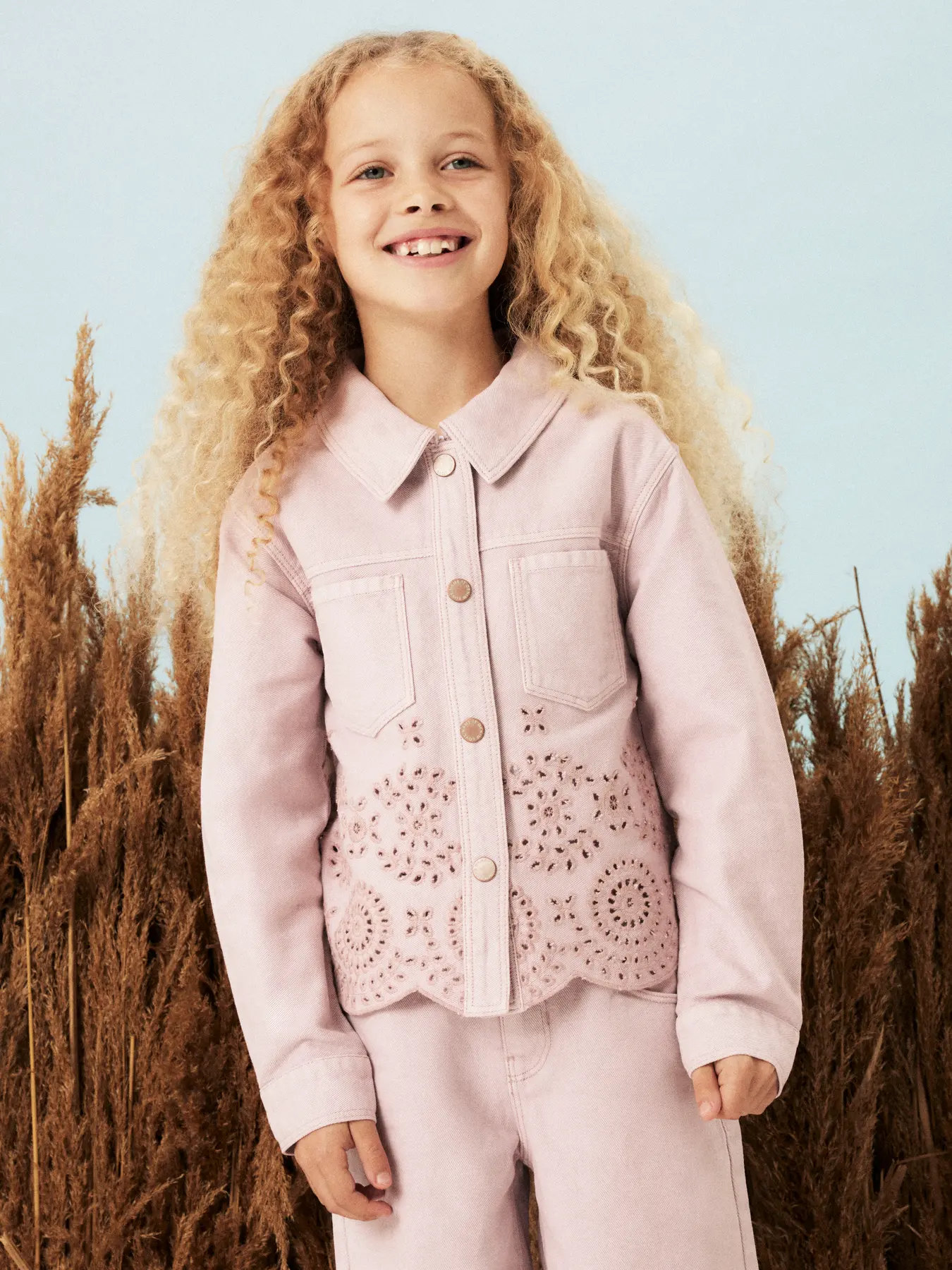 Trendy kinderjas van twill stof met spread collar
