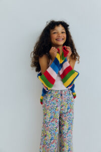 Wide leg meisjes jeans Lily Verbena met bloemenprint