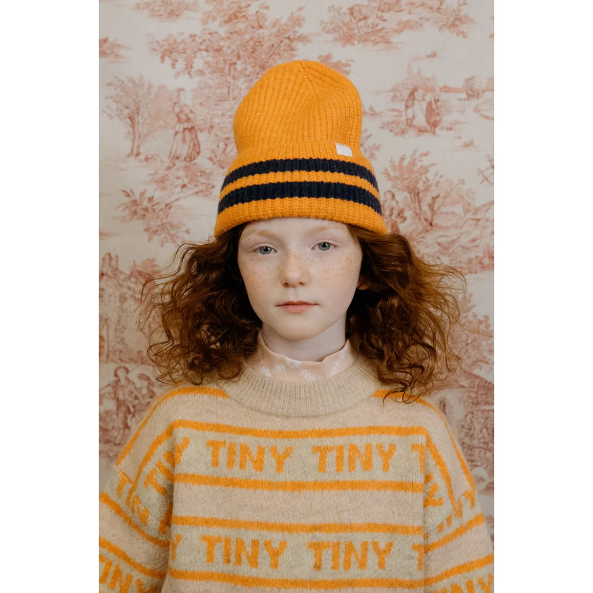tiny-crewneck-logo-sweater-beige-oranje
